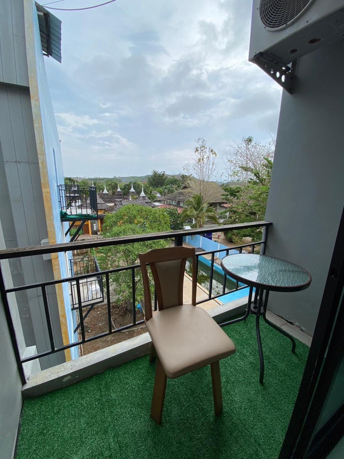 Maria'S Guest House, Restaurant & Bar Rawai Exterior photo